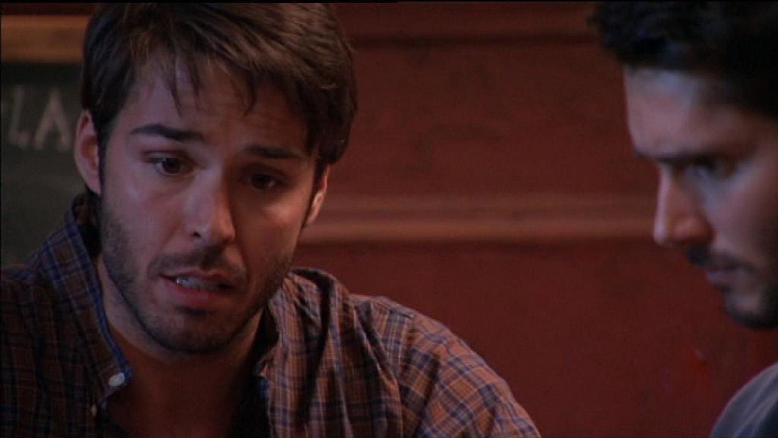 Andrés se sincera con Roberto (Capítulo 59)