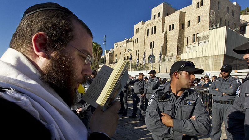 El Gobierno de Israel quiere cambiar las leyes para que los ultraortodoxos hagan el servicio militar obligatorio