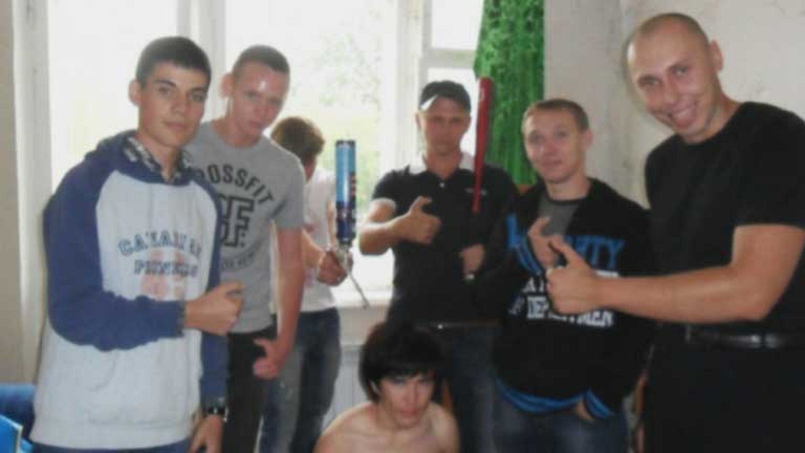 Agresiones nazis a homosexuales en Rusia