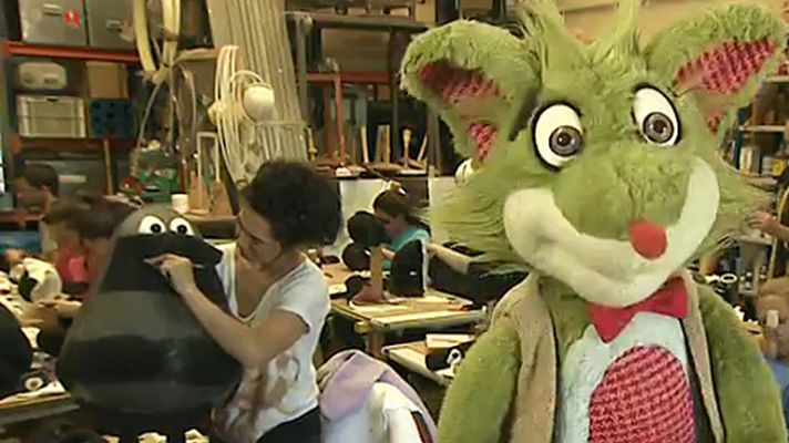 Telediario 1 - El taller de muñecos