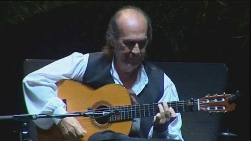 Paco de Lucía recibe la medalla de oro en el festival de Perelada de Girona