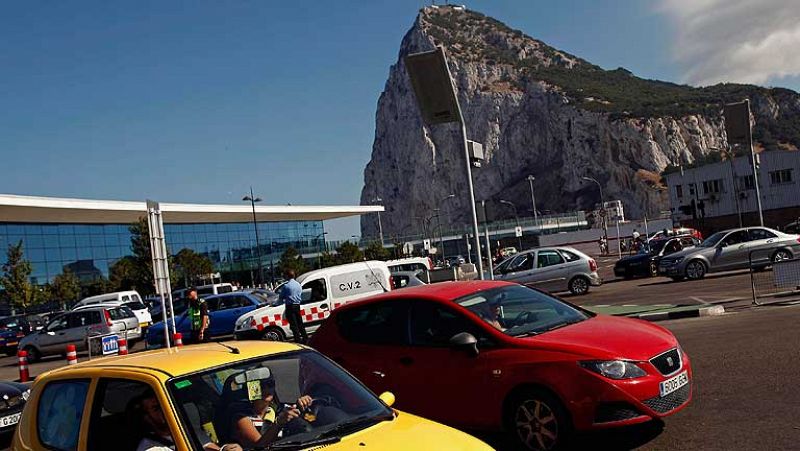 Los trabajadores españoles en Gibraltar, en contra de imponer una tasa