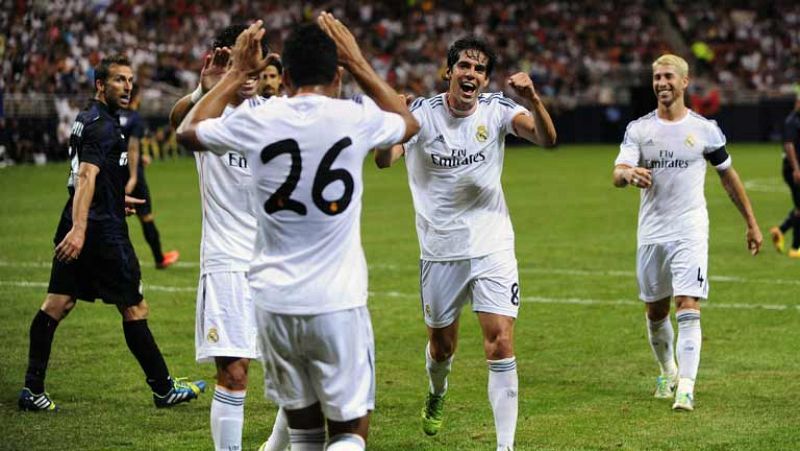 El Real Madrid se ha impuesto al Inter de Milán por 3-0 en el último amistoso del equipo blanco en tierras estadounidenses. Kaká abrió el marcador para el equipo de Ancelotti en el minuto 10 de juego. Cristiano Ronaldo marcó el segundo tanto en el mi
