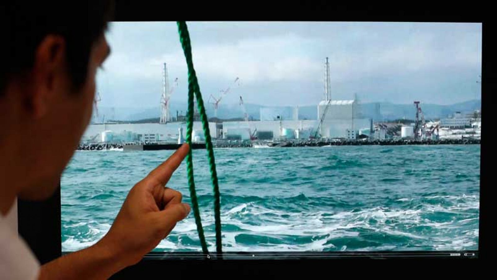 Telediario 1: Agua radiactiva de Fukusima | RTVE Play