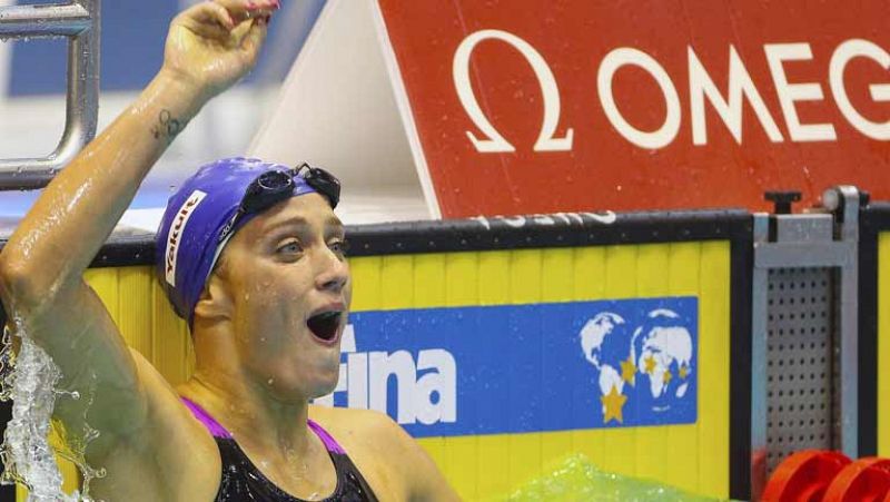  Mireia Belmonte bate el récord del mundo de los 400 libre en piscina corta