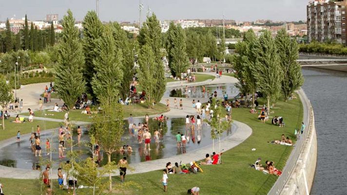 Telediario 1 - Calor en el centro, sur y Canarias