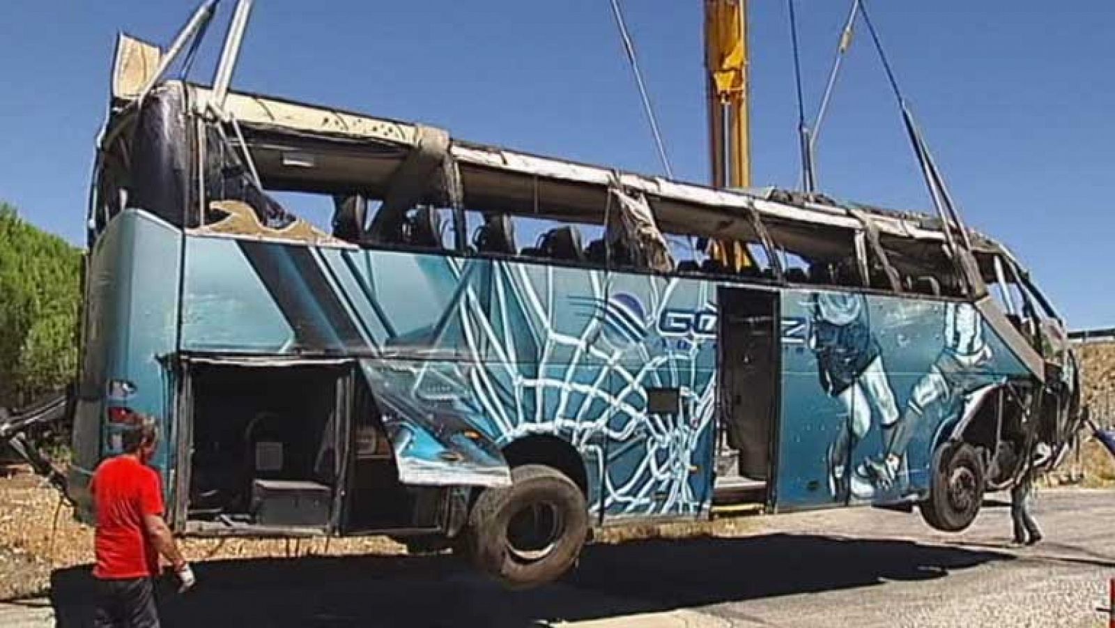 Telediario 1: Accidente de bus Marsella-Murcia | RTVE Play