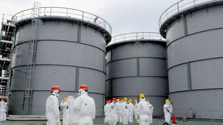 Telediario 1 - Apagón nuclear en Japón