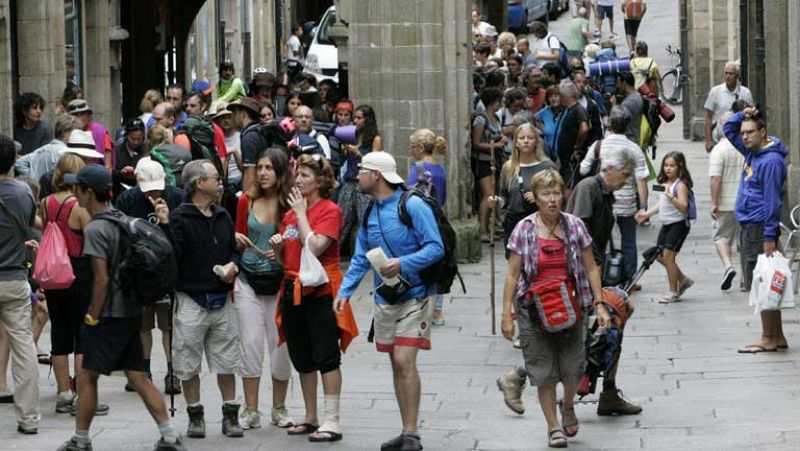 Santiago bate récord de peregrinos en un año que no es Compostelano