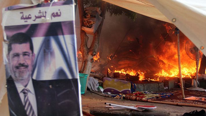 Informativo 24h - Decenas de muertos en El Cairo en el ataque policial contra las acampadas islamistas