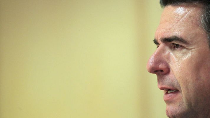 Telediario 1 - El Gobierno no intervendrá para evitar subidas bruscas de la electricidad