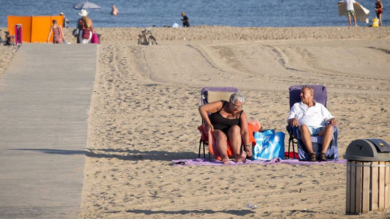 Temperaturas altas en Canarias y chubascos en Cataluña