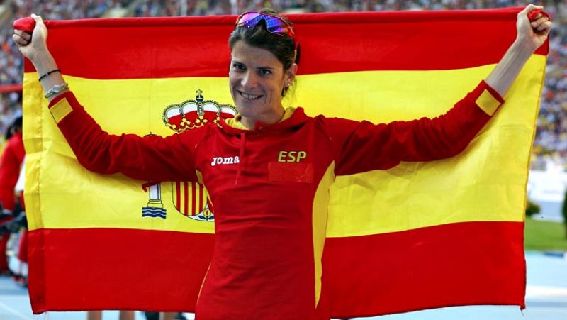 La penúltima jornada del Campeonato del Mundo de atletismo dio la  segunda medalla para el palmarés español, gracias a la gran final de  la cántabra Ruth Beitia, que compartió medalla de bronce con la rusa  Anna Chicherova, mientras que Usain Bolt no