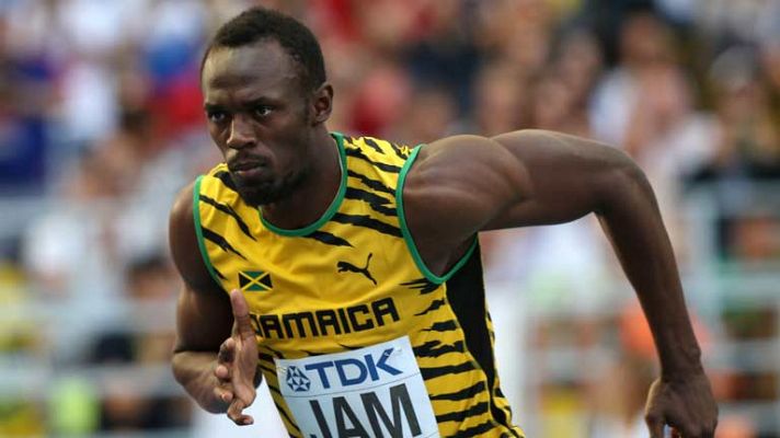 Bolt agranda su leyenda en Moscú