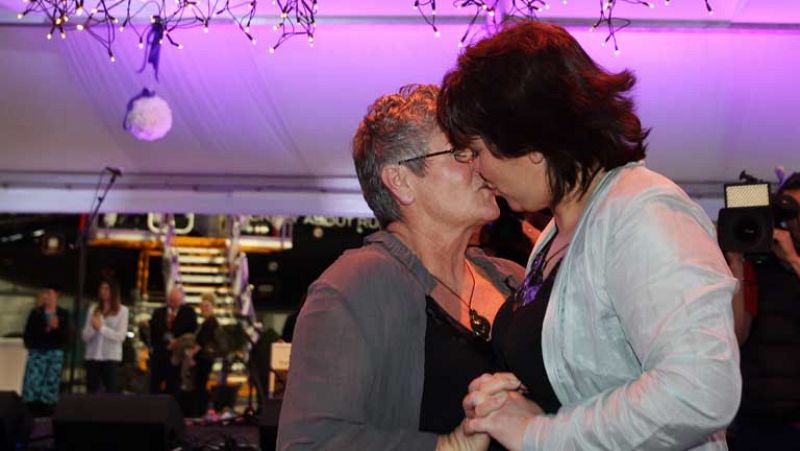 Nueva Zelanda celebra las primeras bodas gay tras legalizar el matrimonio homosexual