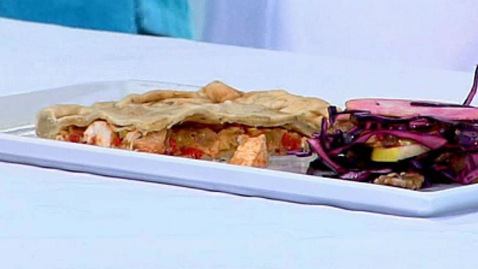 RTVE Cocina: Empanada de pollo al pimentón  | RTVE Play