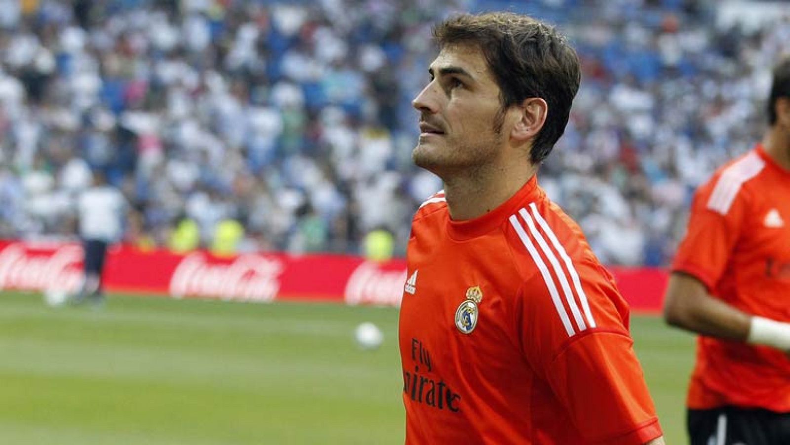 Sigue el debate abierto en el madridismo por la decisión de Carlo Ancelotti de dejar en el banquillo a Iker Casillas en el estreno liguero. Falta saber si el técnico blanco mantendrá a Diego López ante el Granada, o si apostará por el capitán interna