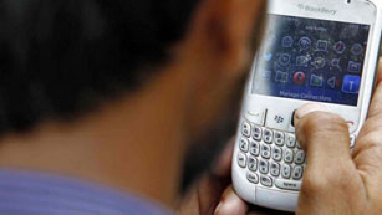 El uso abusivo de pantallas digitales produce fatiga ocular