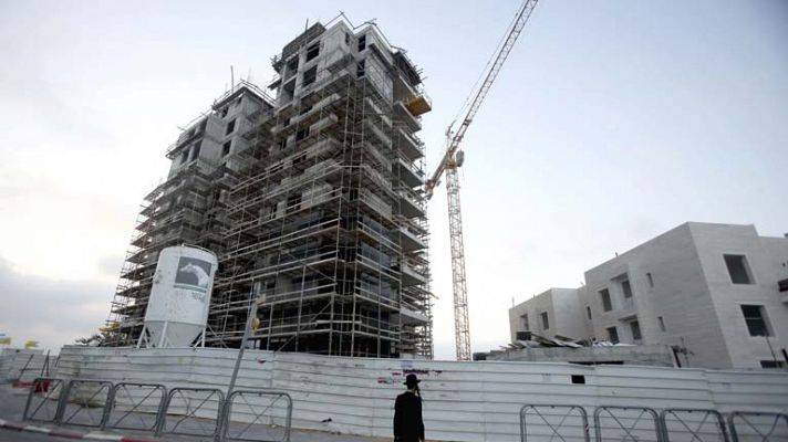 Telediario 1 - Posible denuncia de la OLP