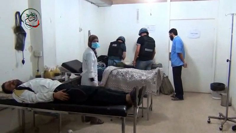  Inspectores de la ONU visitan una de las zonas afectadas por el ataque químico en Damasco
