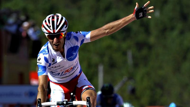 El español Dani Moreno (Katusha) ha sido el ganador de la cuarta etapa de la Vuelta, disputada entre Lalín y Fisterra, de 189 kilómetros, en la que el italiano Vincenzo Nibali recuperó el maillot rojo de líder. Moreno conquistó el "Fin del mundo" (Fi