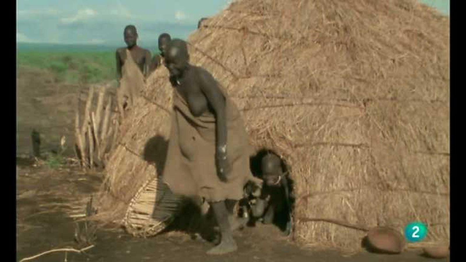 Otros pueblos - Los labios del Omo - ver ahora