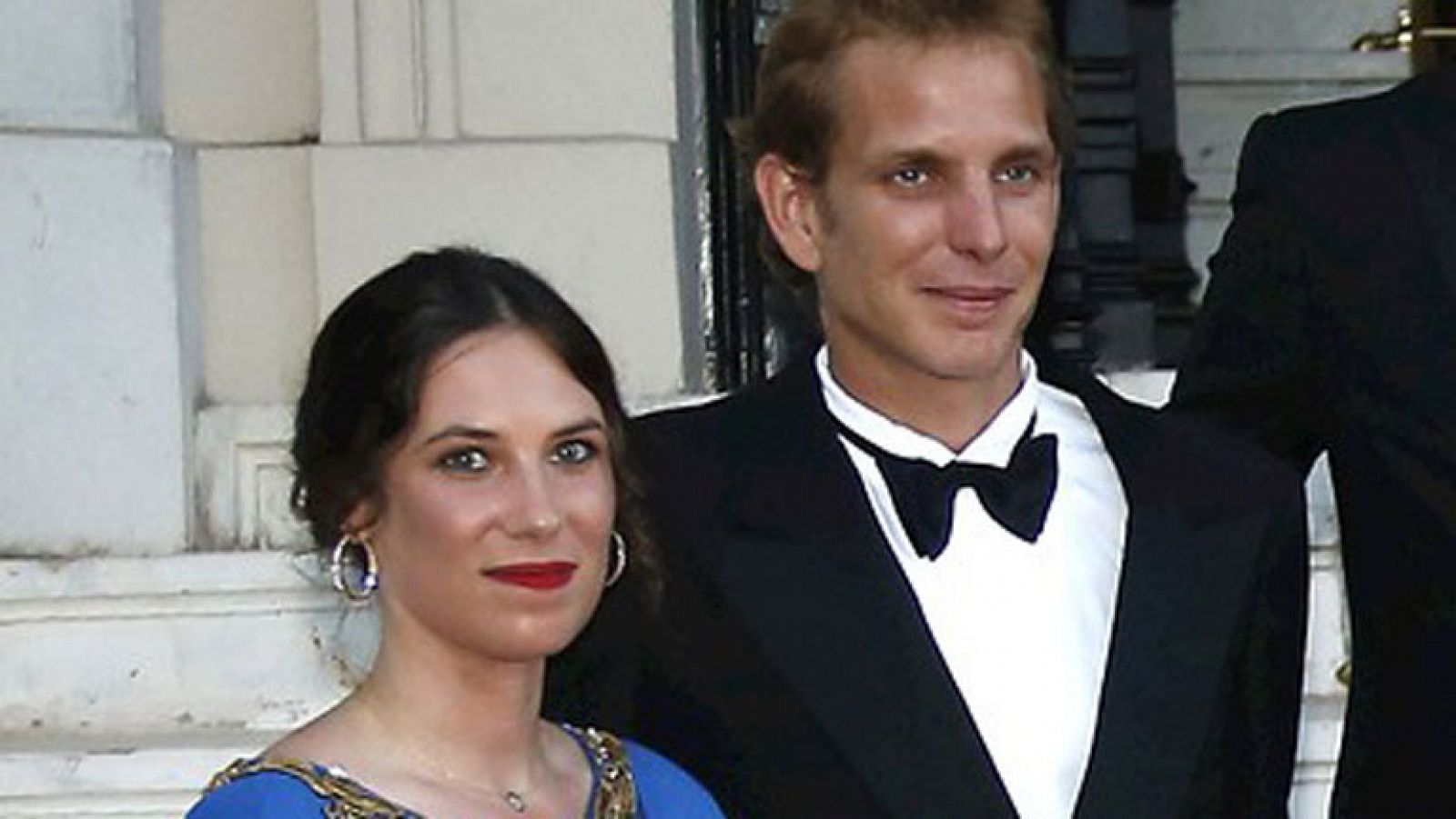 La mañana - Las bodas del principado - La mañana | Ver