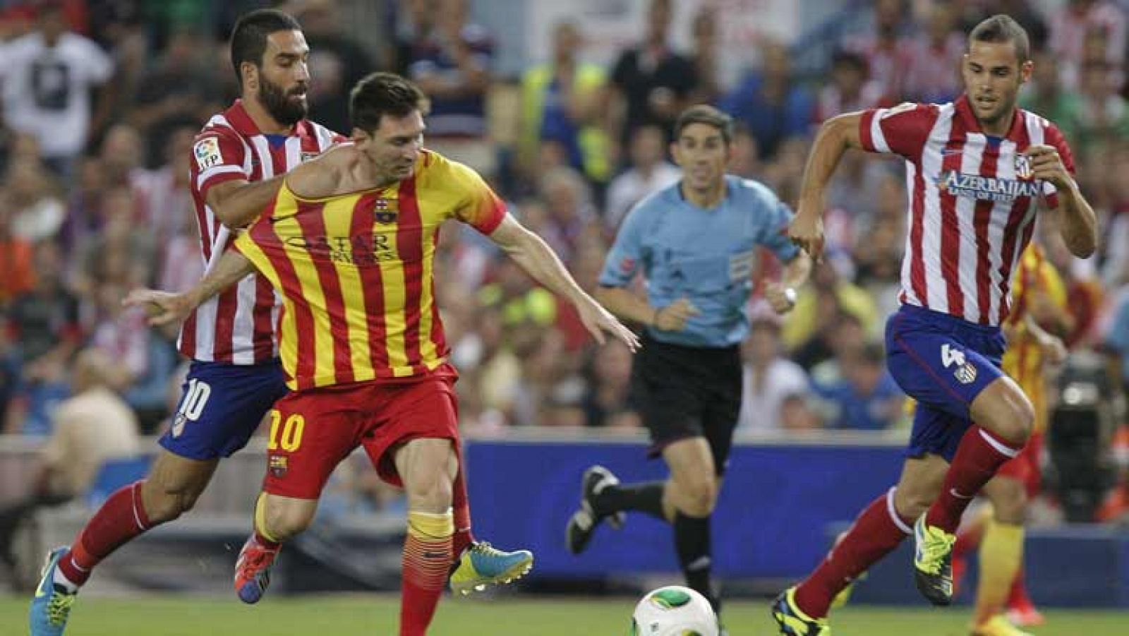 Choque de estilos en el Camp Nou. El equipo con un juego más intenso y más en forma del momento contra los jugadores que mejor tratan el cuero. Dirección argentina con el Tata y el Cholo al frente de dos plantillas que ya ofrecieron un partidazo en e