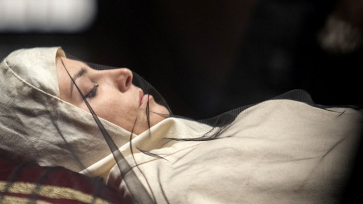 Isabel - Muere Juana de Avis