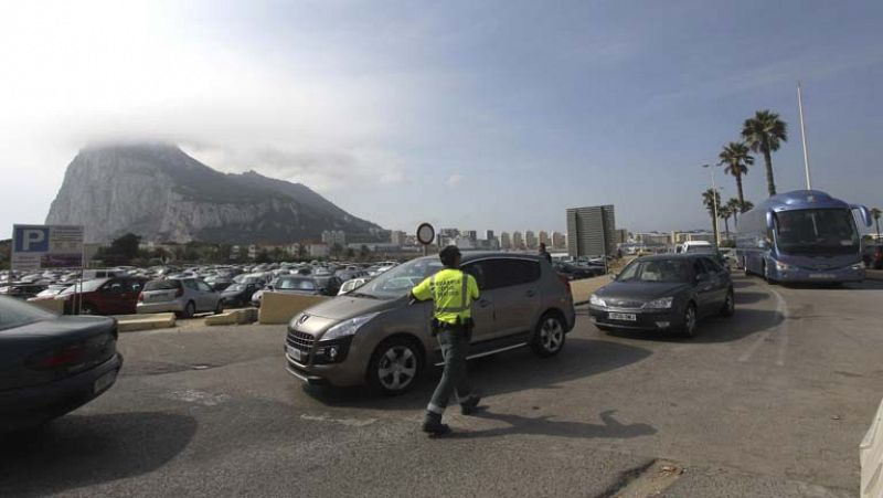 La policía española denuncia acoso por parte de la policía gibraltareña 
