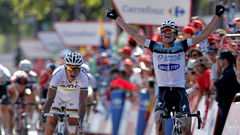 El ciclista checo Zdenek Stybar (Omega Pharma) se ha impuesto en  el mano a mano final de la séptima etapa de La Vuelta a España,  disputada entre Almendralejo y la localidad sevillana de Mairena del  Aljarafe sobre 205,9 kilómetros, al ser más rápid