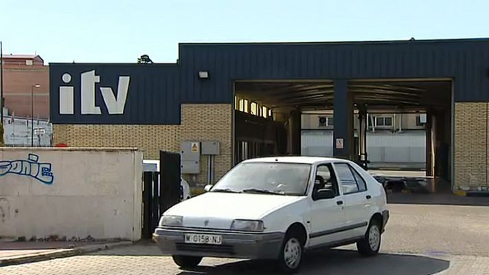 Telediario 1 - El precio por pasar la ITV varía hasta en un 144% según la comunidad autónoma