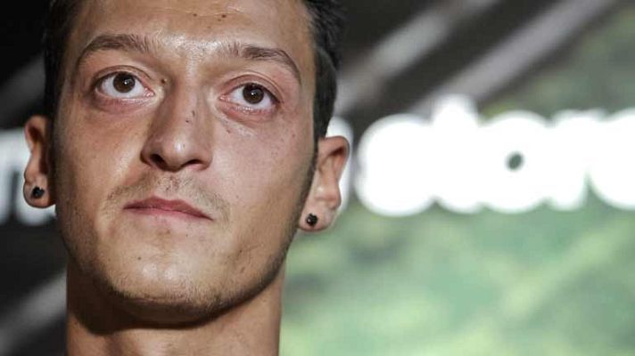 Informativo 24h - La marcha de Özil al Arsenal cierra el mercado de fichajes