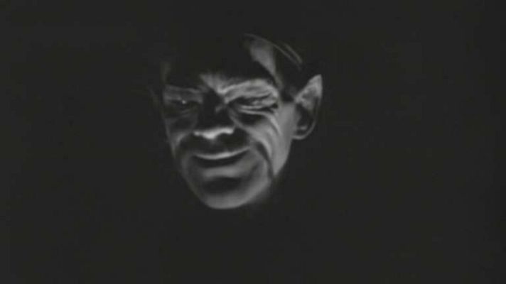 Telediario 1 - Fumanchú nació hace un siglo