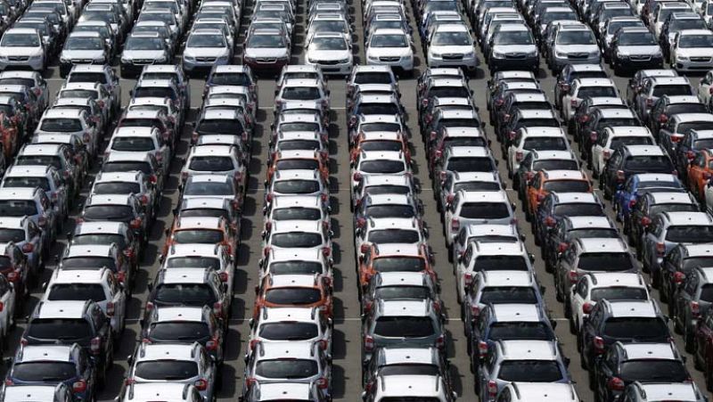 Competencia cree que los concesionarios pactan los precios de los automóviles 
