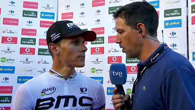 Gilbert volvió a alzar los brazos después de un año, cuando ganó el Mundial de Valkenburg. Se impuso en un esprín reducido al noruego Edvald Boasson Hagen (Sky).