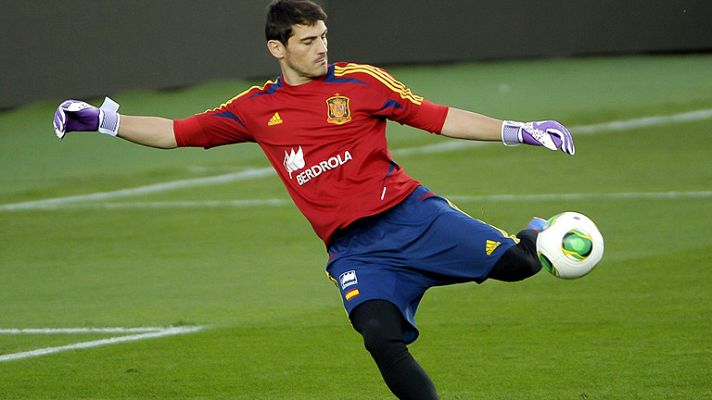 Telediario 1 - España vuelve a mirar a la portería