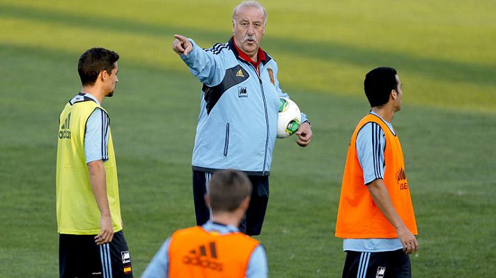 España rotará contra Chile