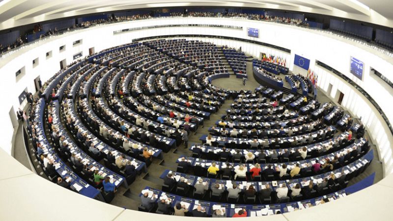 El Parlamento Europeo apoya una directiva que pretende acabar con la indefensión de quienes piden un crédito