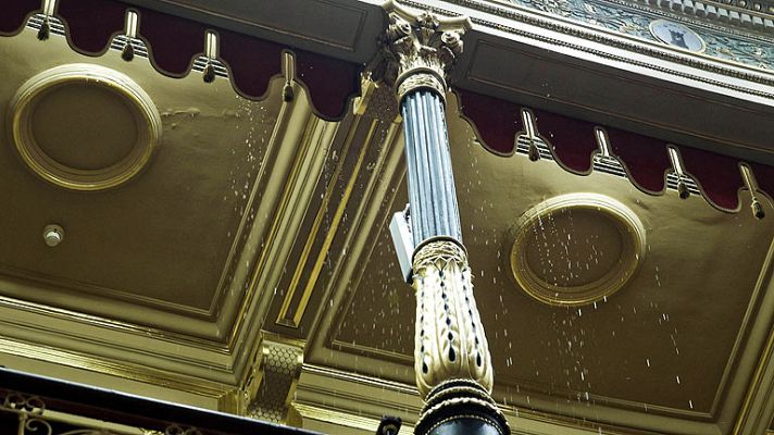 Los desayunos - El Congreso retrasa la sesión de control  por graves filtraciones de agua en el hemiciclo