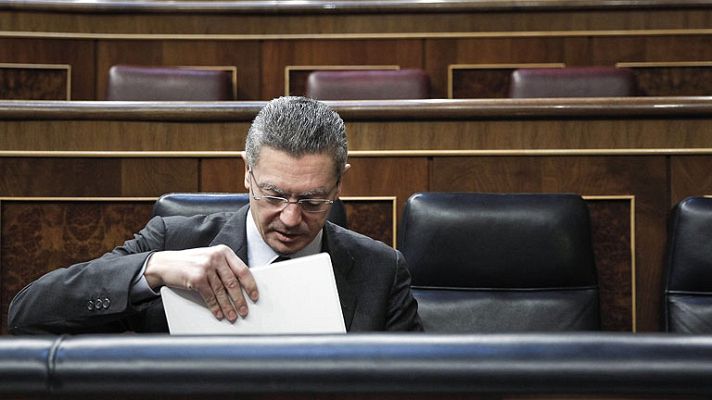 Informativo 24h - Gallardón dice que el PSOE se opone a reformar la ley del aborto como "se opuso" al voto de las mujeres