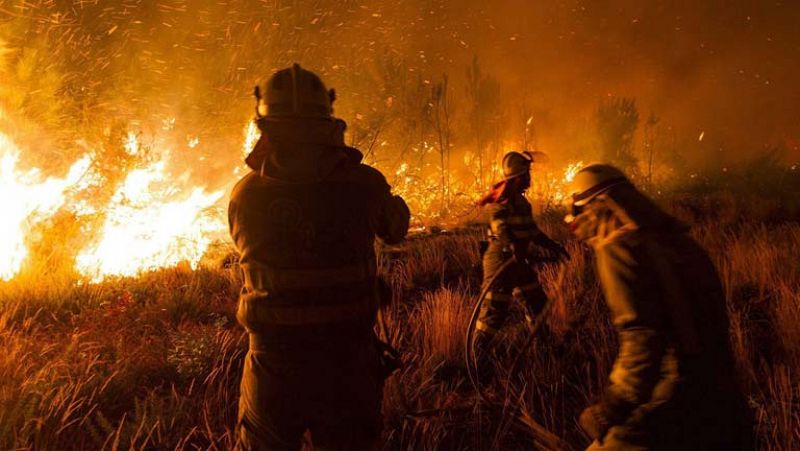 Los incendios forestales azotan varios puntos de Galicia