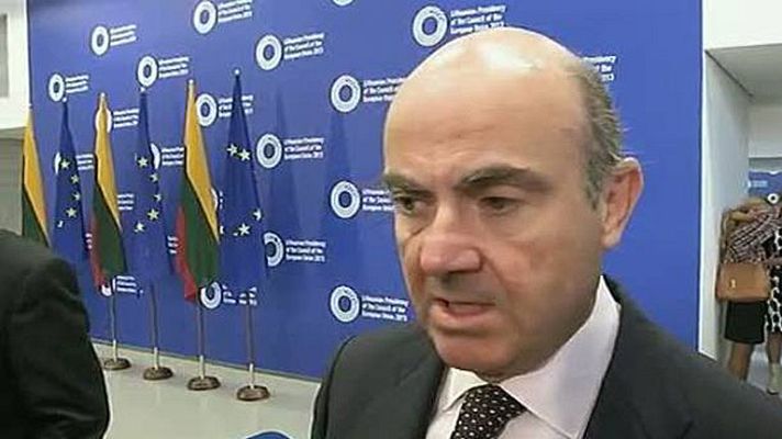 "España cumplirá con el déficit"