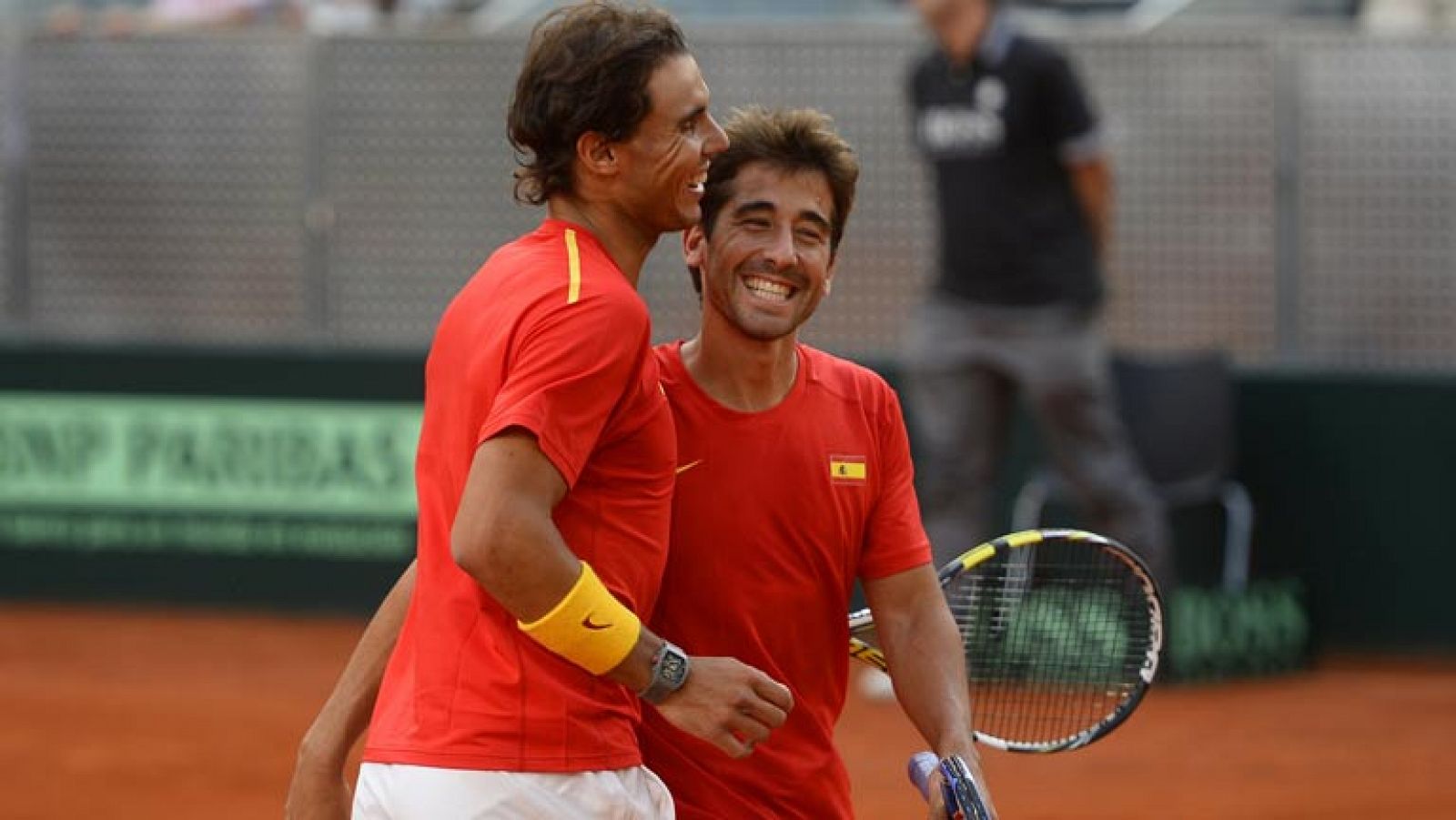 El dúo Nadal-López se impone a Stakhovsky-Molchanov (6-2, 6-7, 6-3 y 6-4). El equipo español mantiene la categoría.