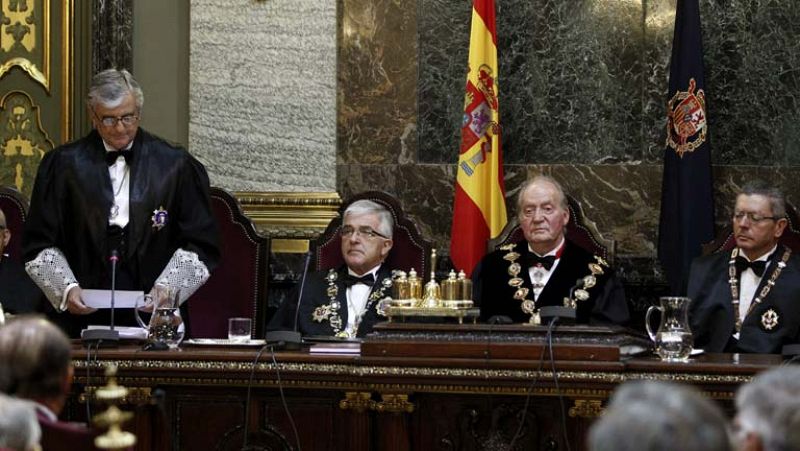 El fiscal general del Estado advierte de que no habrá zonas de penumbra para los corruptos 