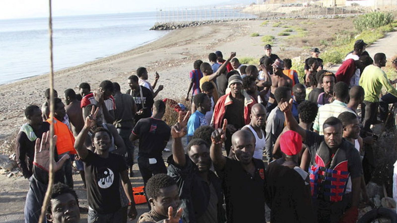 Segunda llegada masiva de inmigrantes de este mes, a Ceuta 