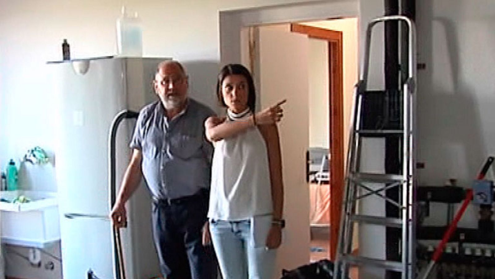 Robados y amordazados en su propia casa