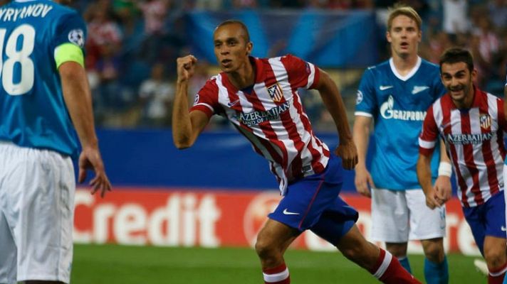 Champions League - Miranda adelanta al Atlético de cabeza tras el saque de un córner (1-0)