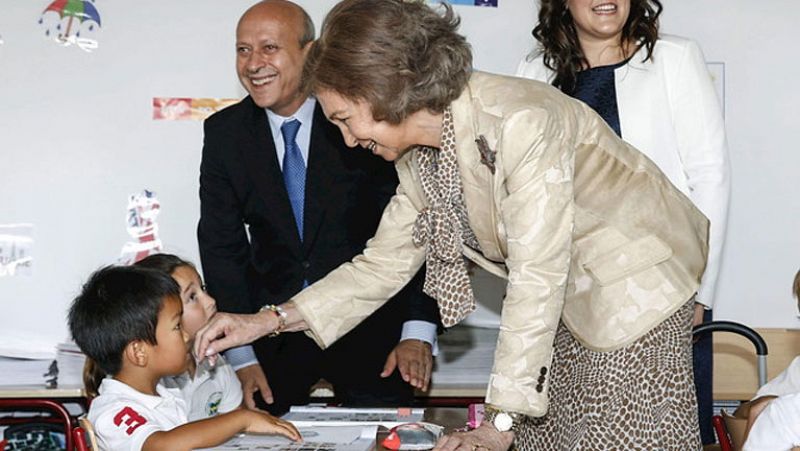 La Reina ha expresado el compromiso de la Corona con la educación en un centro de educación infantil en Murcia