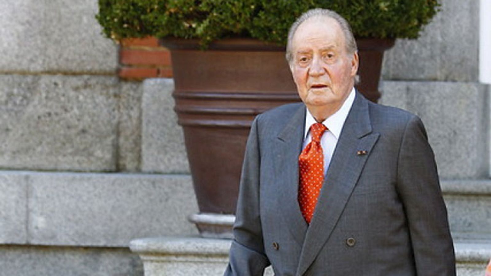 El médico responsable de la operación de cadera dice que el rey se encuentra en "buen estado general"